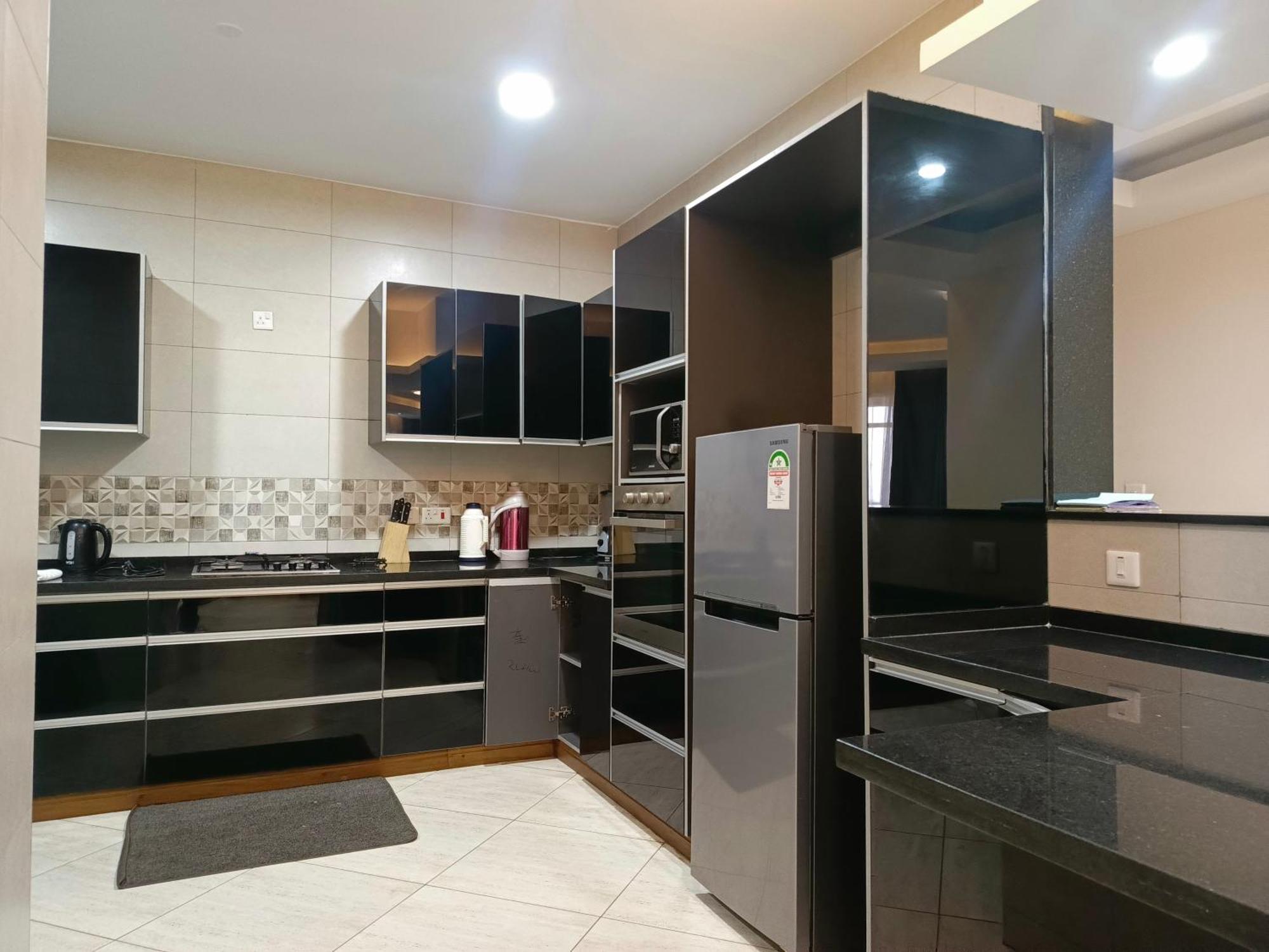 Savannah Lions Exquisite Apartment Μομπάσα Εξωτερικό φωτογραφία